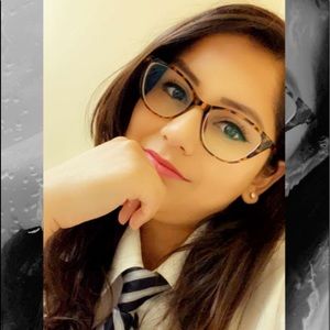 Meet your Posher, Alka